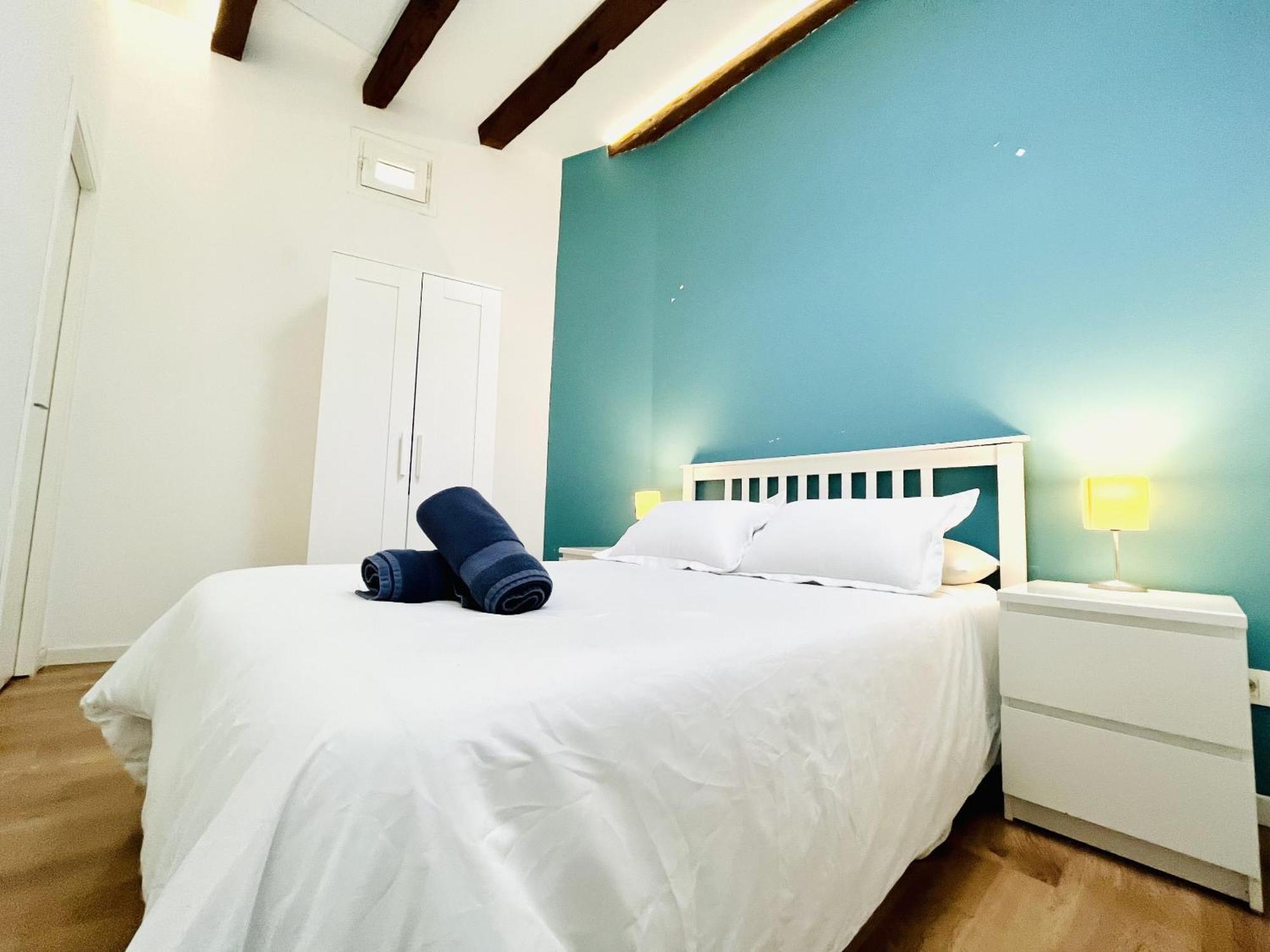 Dplace To Be - Amazing Apartments In Historic Center Madrid Room photo