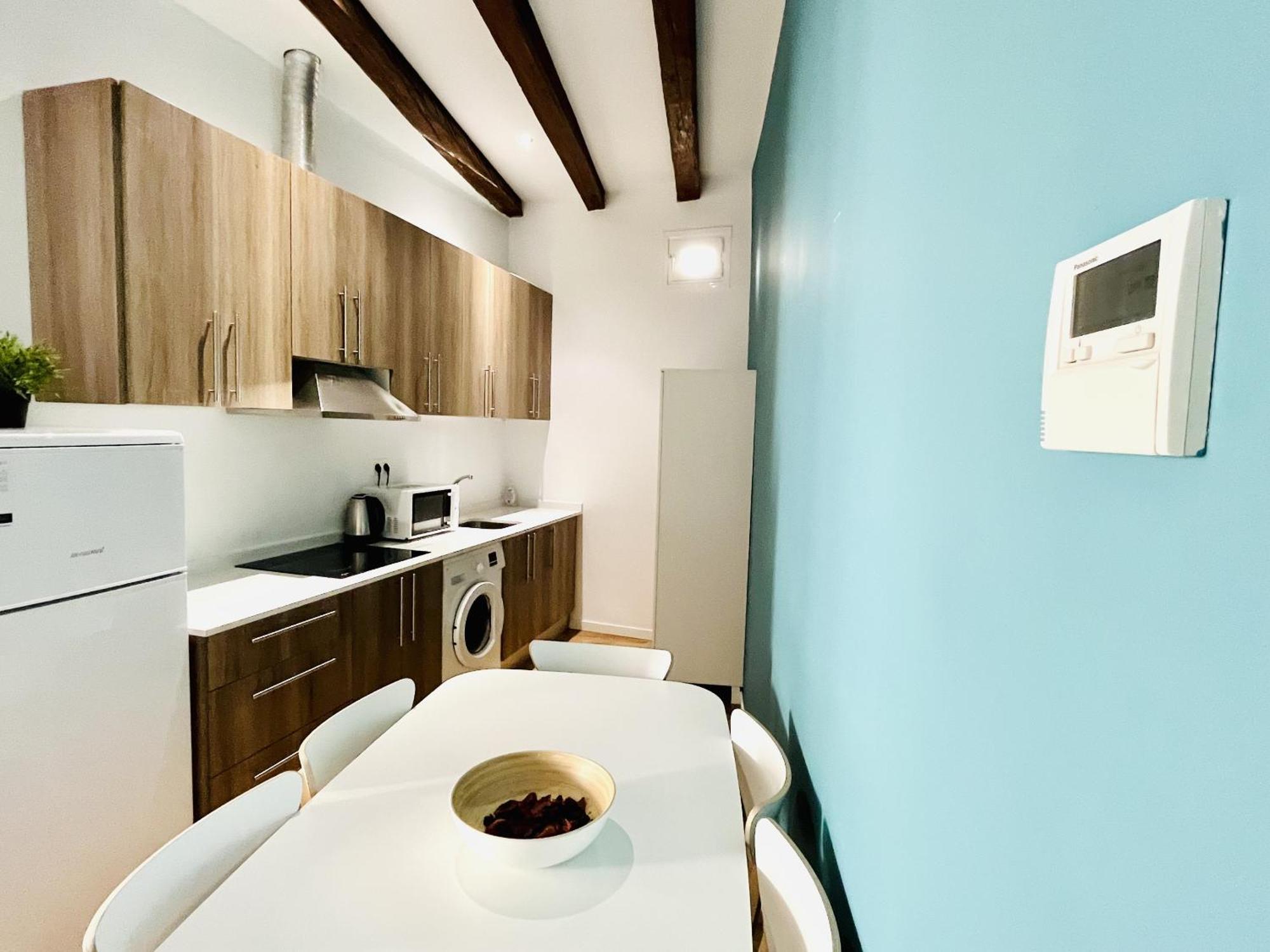 Dplace To Be - Amazing Apartments In Historic Center Madrid Room photo