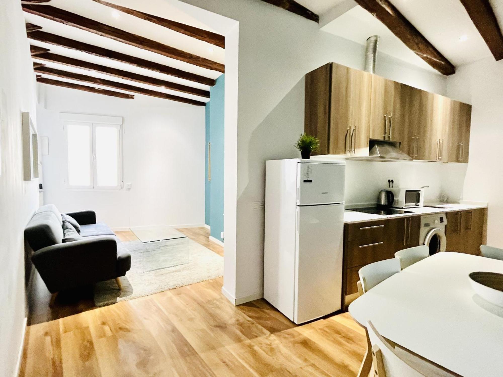 Dplace To Be - Amazing Apartments In Historic Center Madrid Room photo